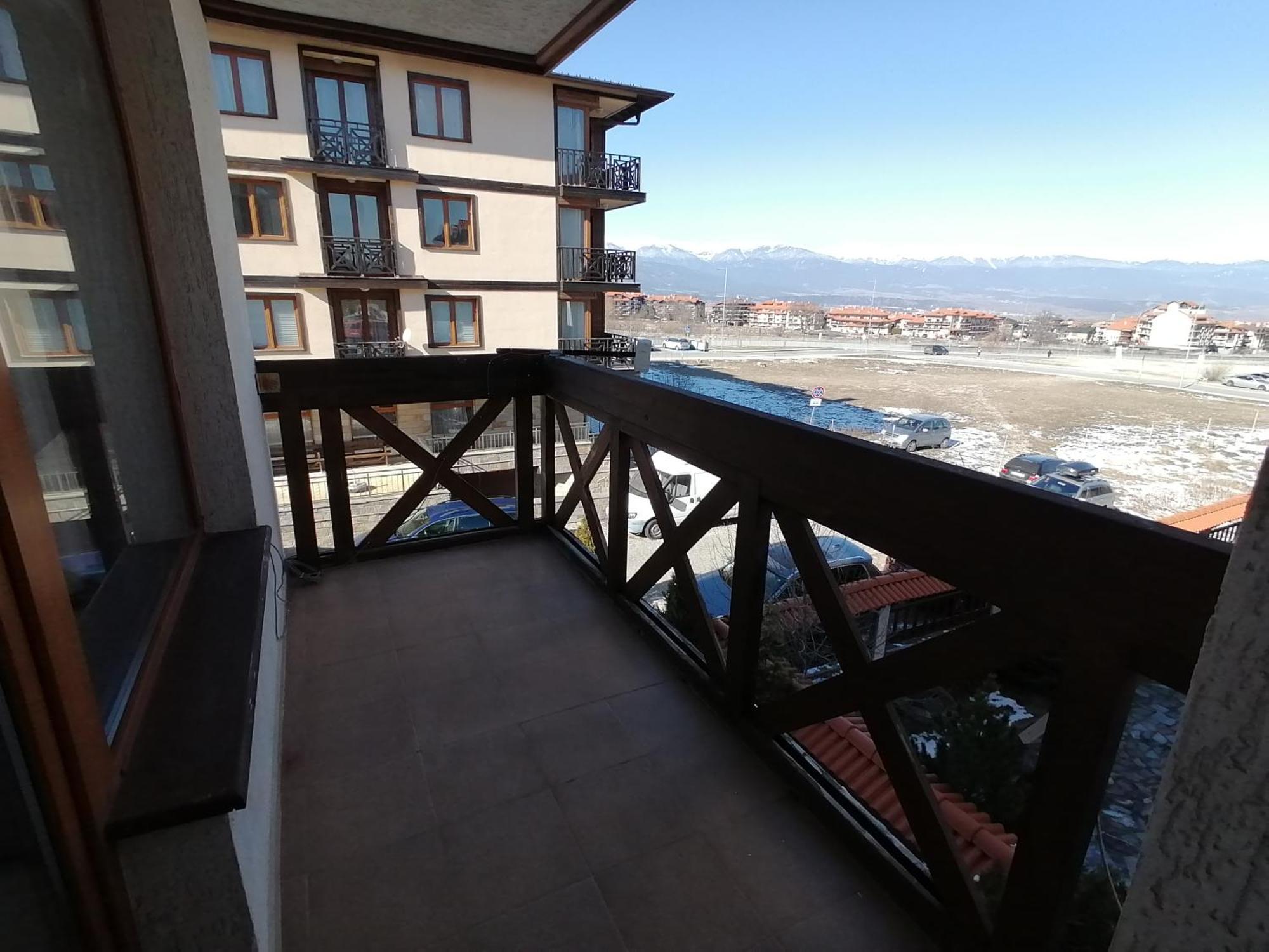 Neon Luxury Apartments Next To The Gondola バンスコ 部屋 写真